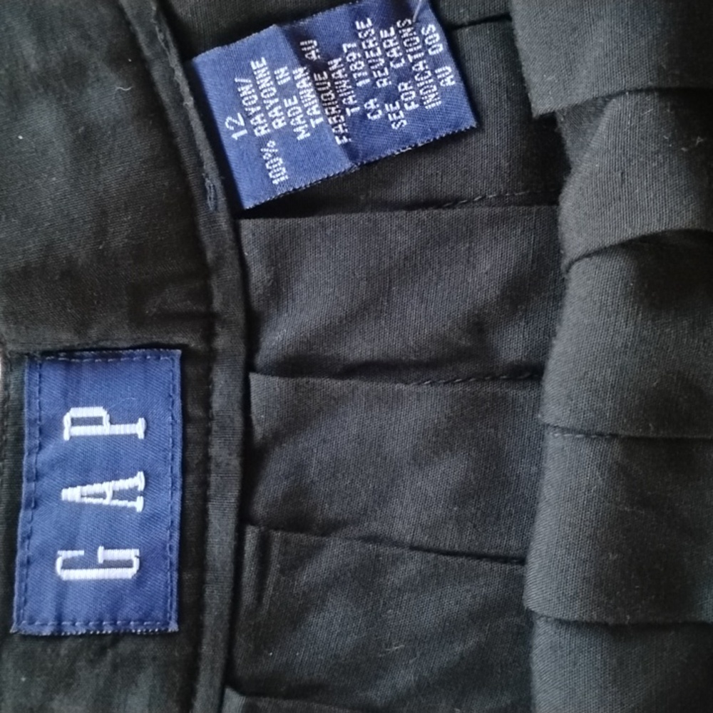 GAP Size 12 Black Pleated A-Line Skirt - Picture 10 of 13